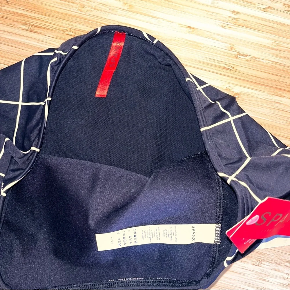 Spanx Shaping Suit Swim Bottoms Black White ruffle size 12 Geometric Skirt Women - Picture 3 of 6